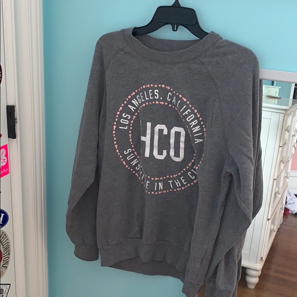 Sweatshirt